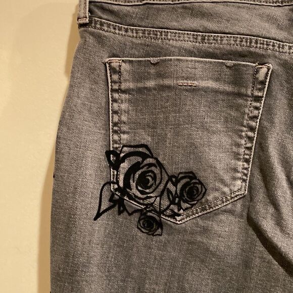 Jessica Simpson Gray Mika Best Friend Distressed  Jeans Sz 30 - Picture 10 of 12